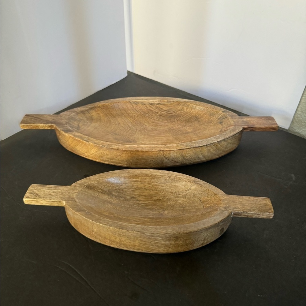 Vintage Pier One Wooden Oval Serving Bowls W/ Handles set of 2